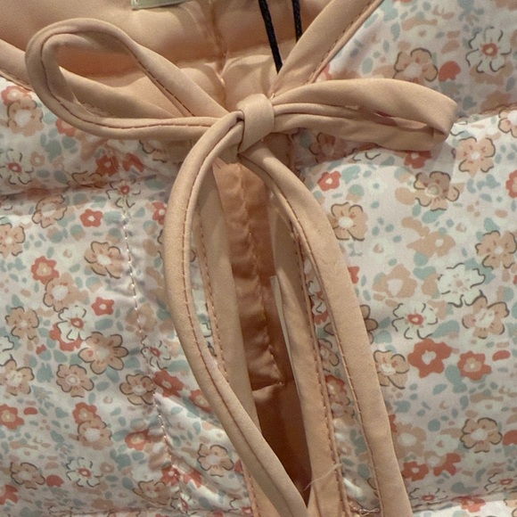 Stoosh Light Pink Floral Puffer Vest - Picture 3 of 7